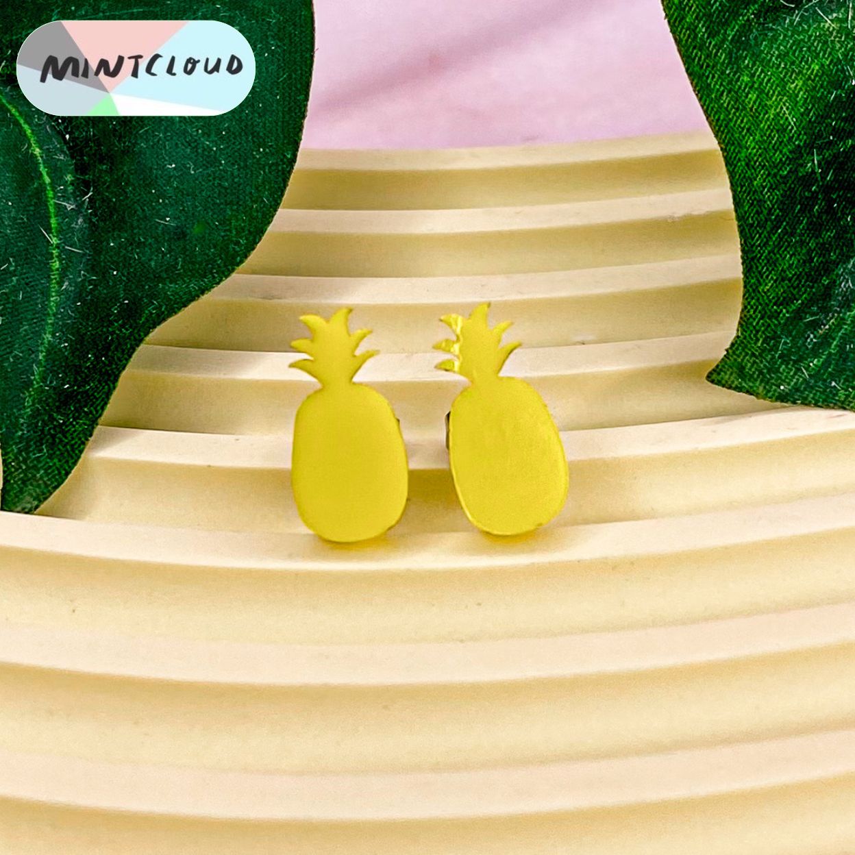 Pineapple Studs - Various Colours