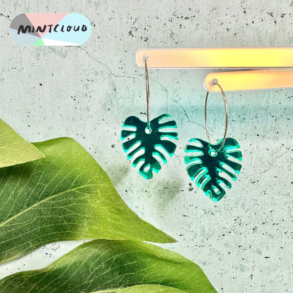 Small Monstera Leaf Dangles