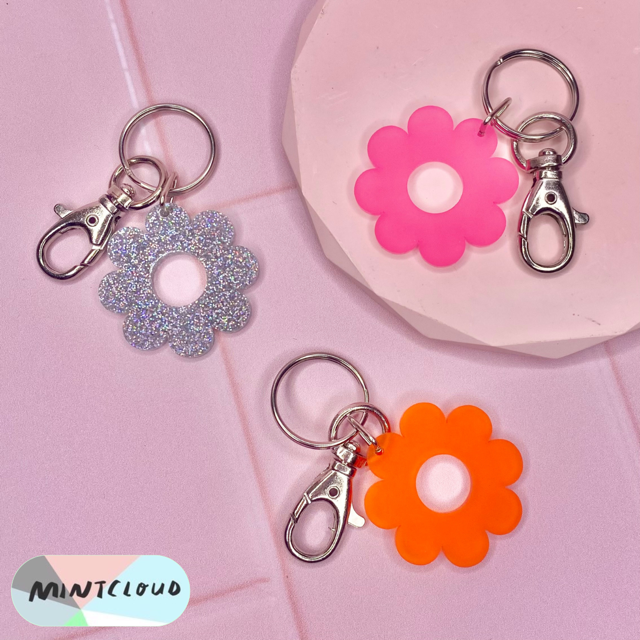 Daisy Key Ring - Various Colours From Mintcloud Studio, an online jewellery store based in Adelaide South Australia