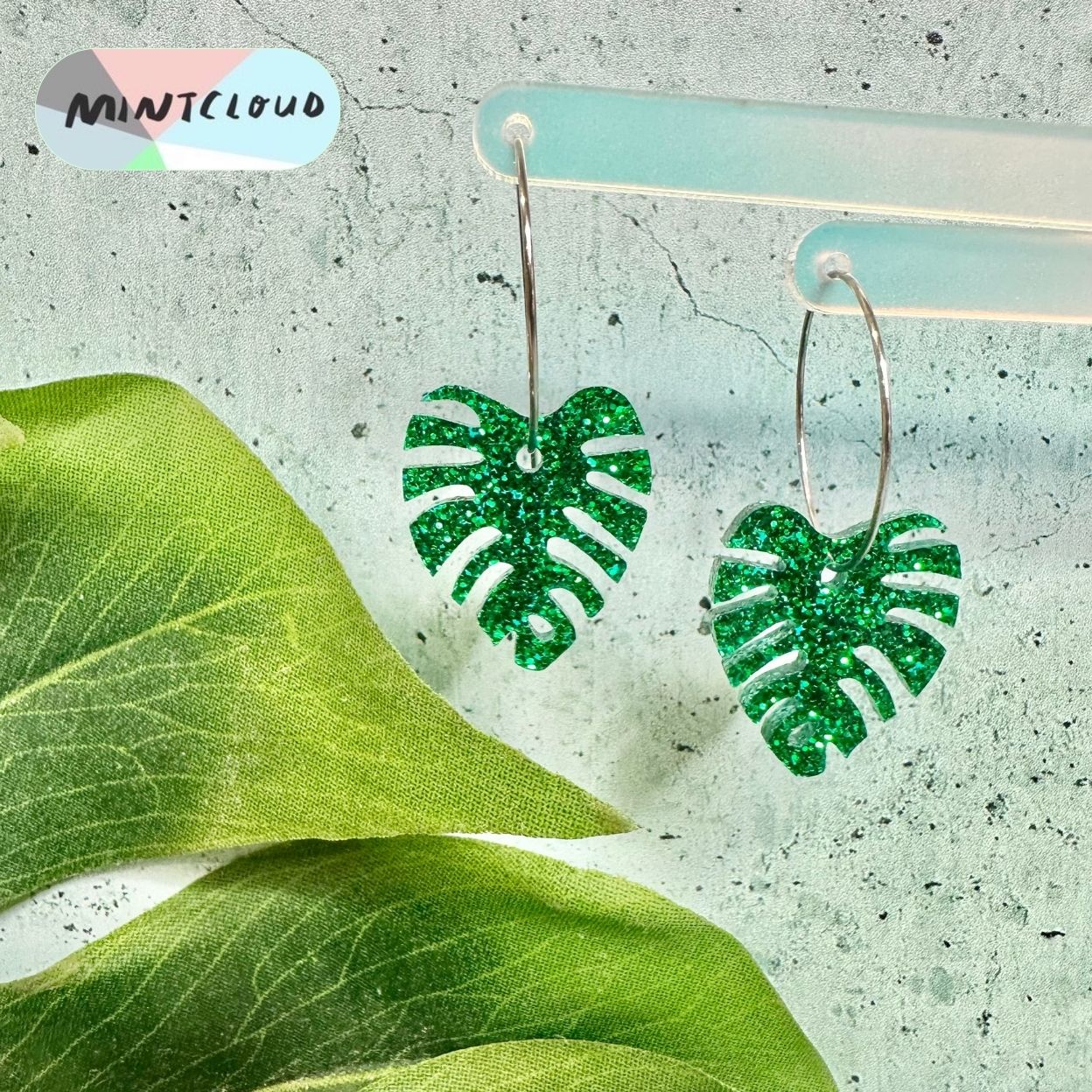 Small Monstera Leaf Dangles