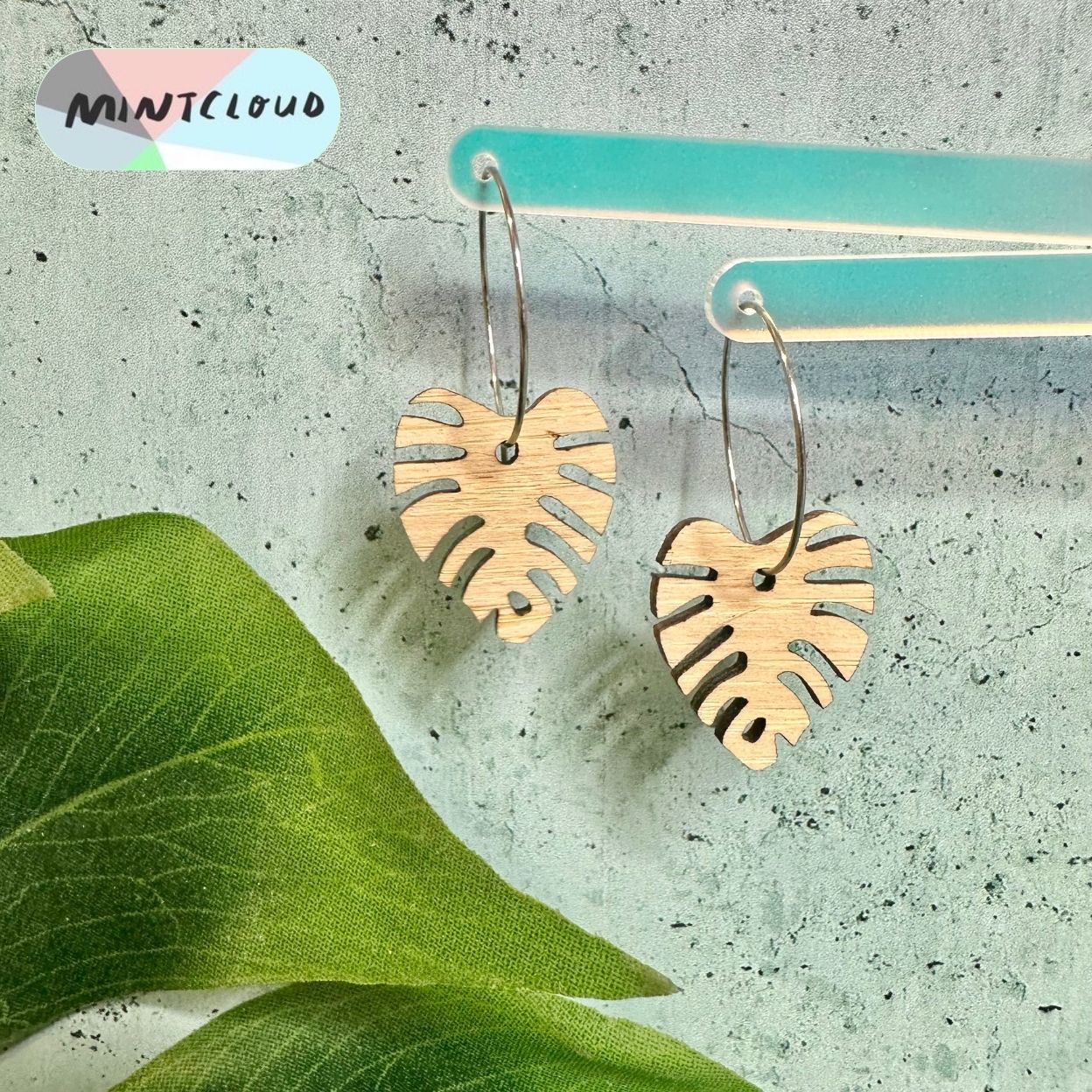 Small Monstera Leaf Dangles